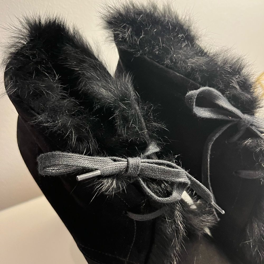 PaulâGreenâMunchen FurâLinedâBooties - Picture 2 of 10
